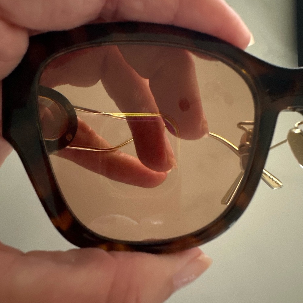 Tortoise Shell Sunglasses - Picture 3 of 7